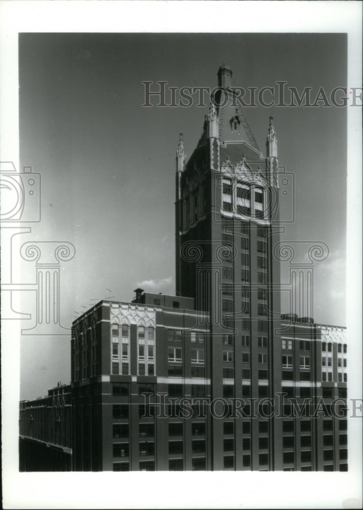 680 N Lake Shore Drive Condominium Chicago Illinois - Historic Images