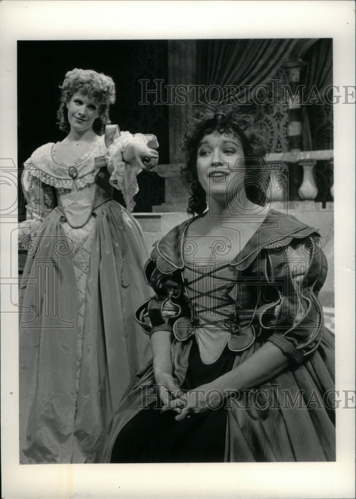 1986 Press Photo Cynthia Judge Linda Emond Tartuffe - Historic Images