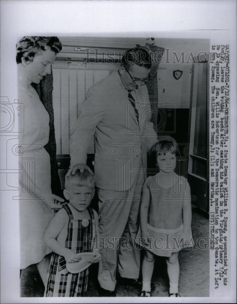 1966 Press Photo Virginia Sen William B Spong,family - RRU34477 - Historic Images