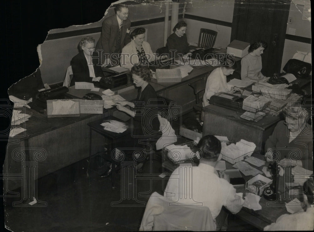 1948 Clerks Municipal Court Arthur Cauwels - Historic Images