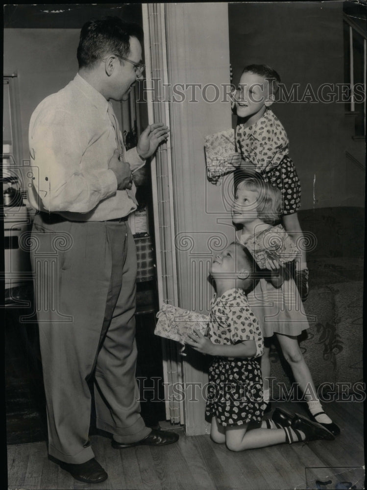 1955 Louis Peterhans Fathers Day Triplets - Historic Images