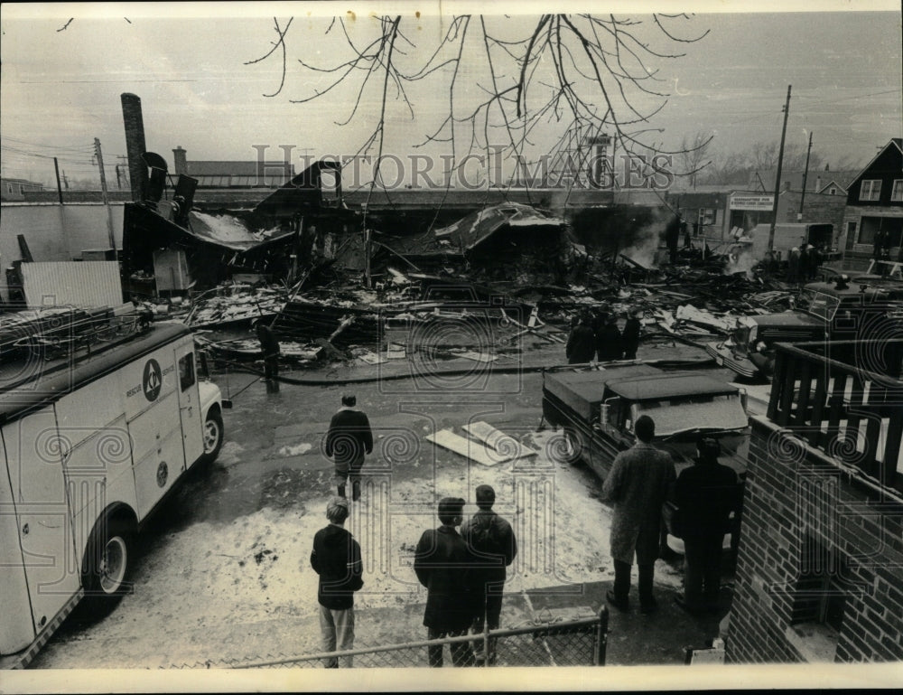 1966 Green Leaf Restaurant Fire Explosion - Historic Images