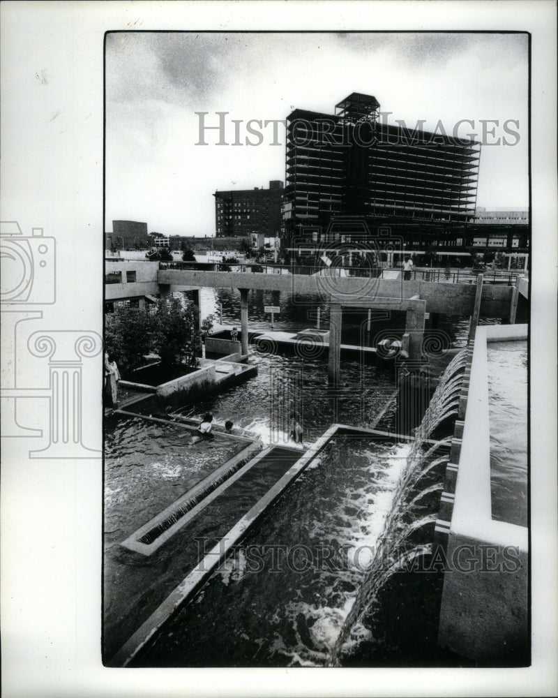 1980 Riverfront Project Hotel Convention - Historic Images