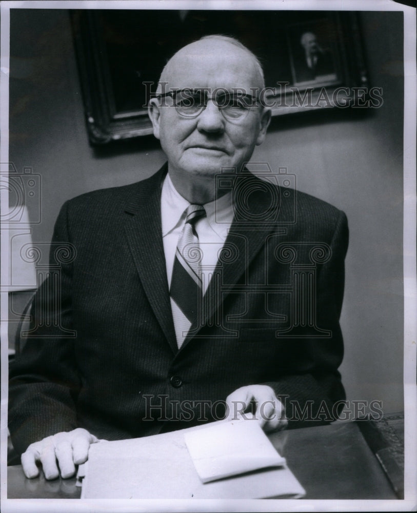 1959 Press Photo Judge Robert M. Toms - Historic Images