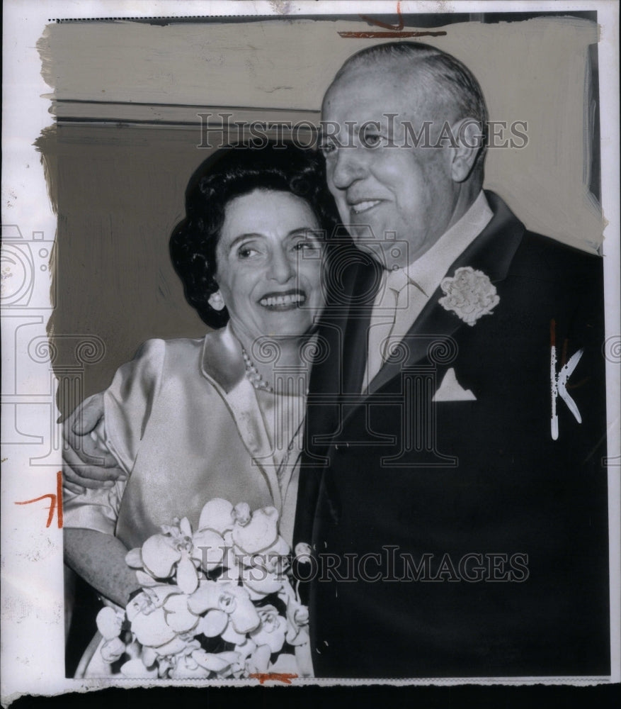 1962 Press Photo Paul G. Hoffman &amp; bride,Anna Rosenberg - RRU37585 - Historic Images