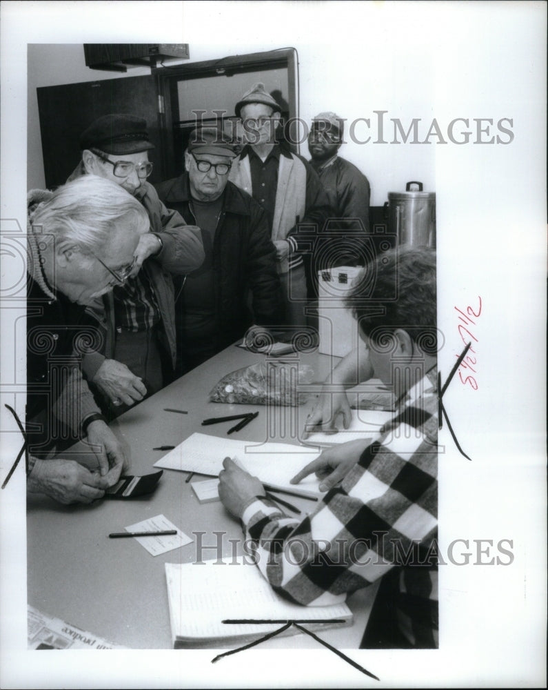1989, General Motors United Auto Workers - RRU37927 - Historic Images