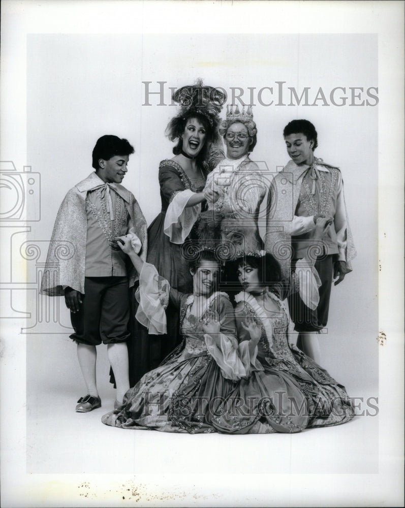 1993, Cinderella music group entertainers - RRU38155 - Historic Images