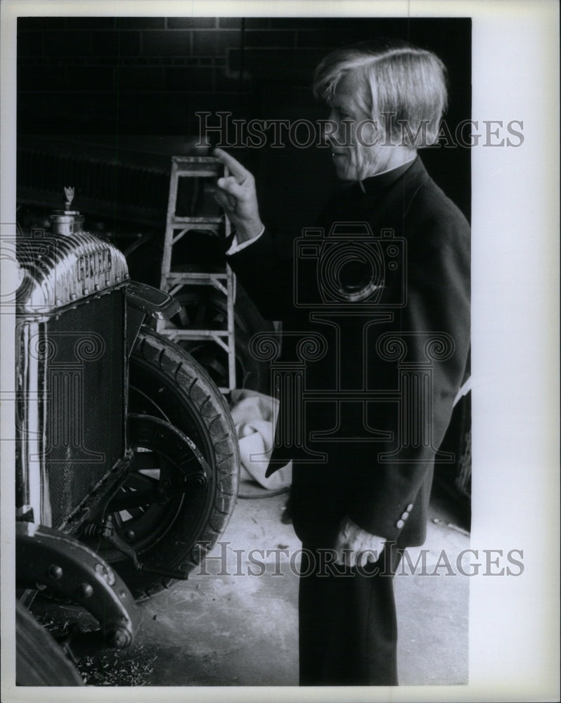 1978 Gatler Quinn blesses old Fire Engine - Historic Images