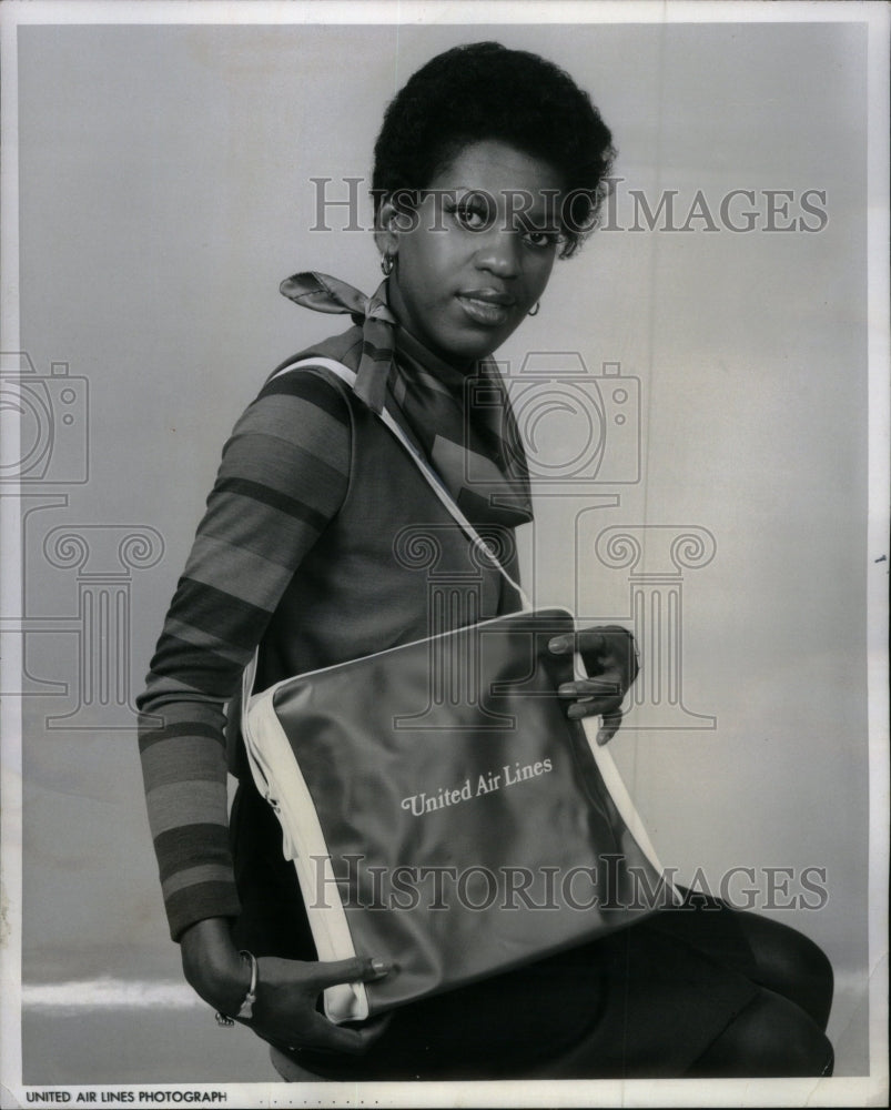 1973, United Airlines Travel Bag Model - RRU38621 - Historic Images