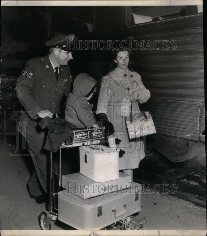 1963 New Luggage Kart Station Load Norman - Historic Images