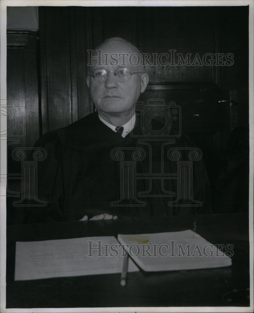 1947, Judge Robert Toms Wayne Circuit Court - RRU39453 - Historic Images