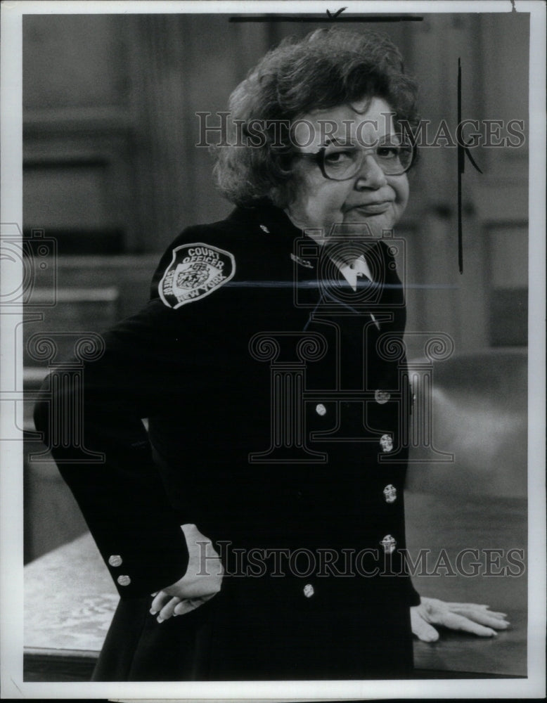 1985, Florence Halop Selma Hacker Goodbye - RRU39945 - Historic Images