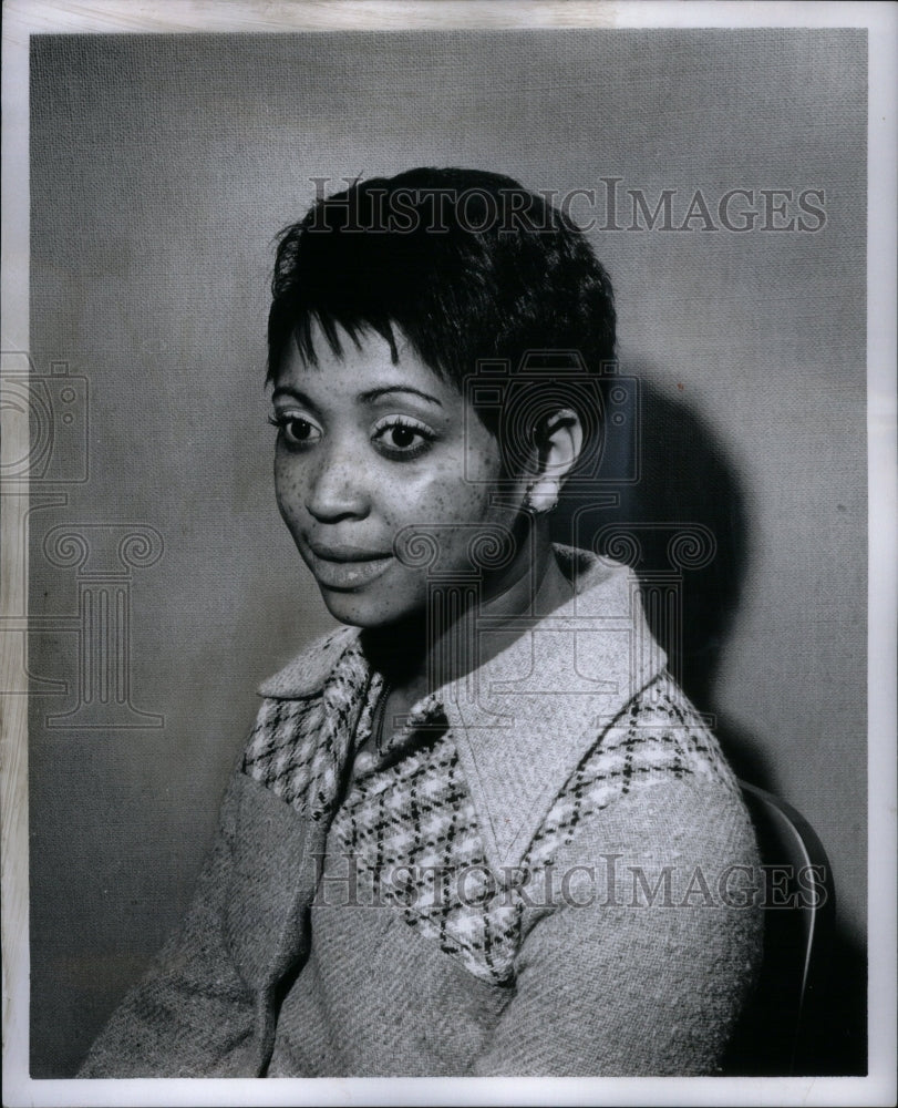 1973 Hair Styles  - Historic Images