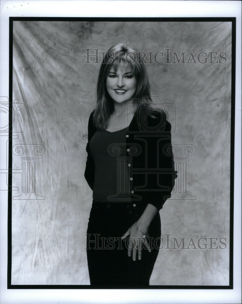 2001 Press Photo Actress Park Overall &quot;Ladies Man&quot; - Historic Images