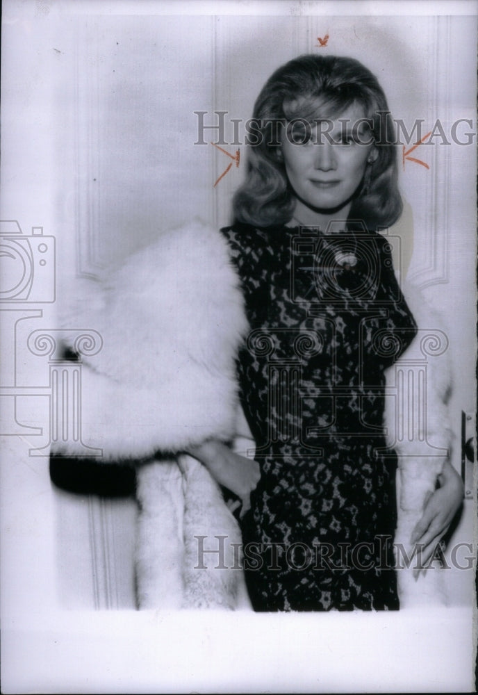 1963, Actress Kathy Nolan Kate Real McCoys - RRU40869 - Historic Images