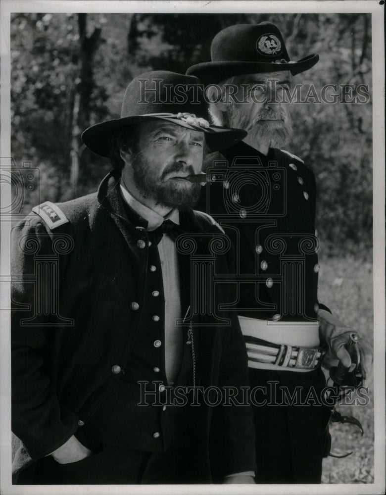 1982, Rip Torn Rory Calhoun Bue And The Gray - RRU41211 - Historic Images