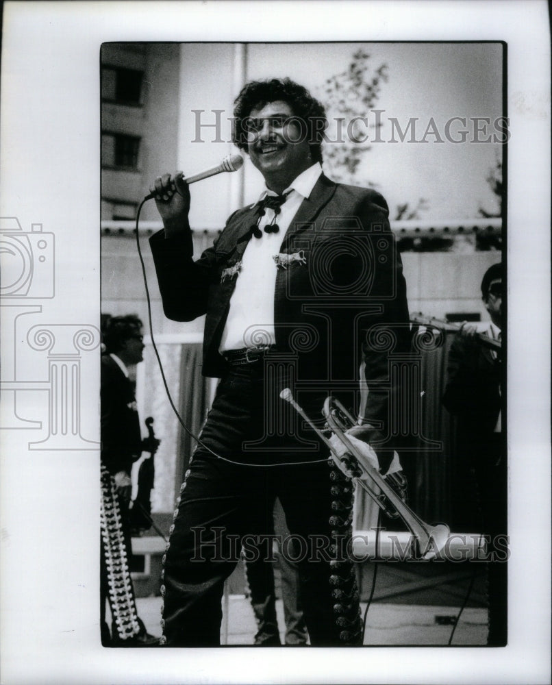 1984 Salvador Torres Mariachi Zapopan band - Historic Images