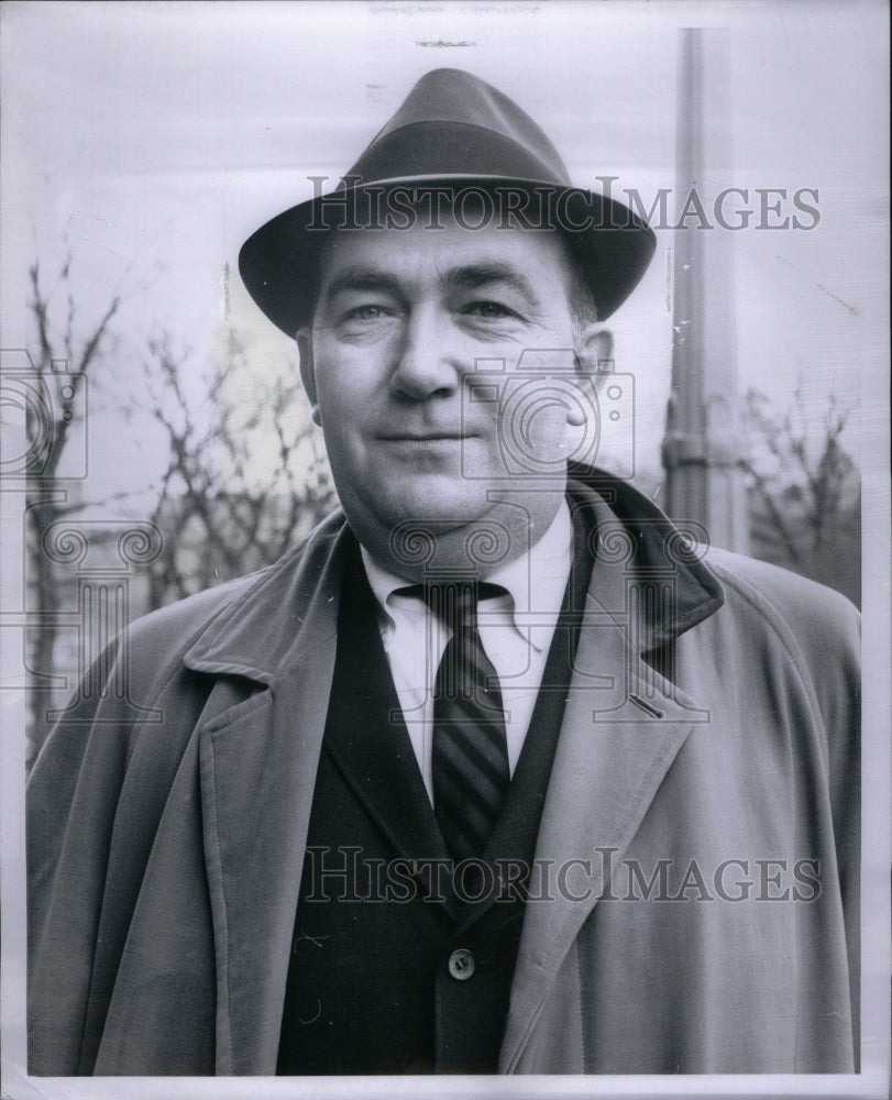 1961, John Tormey New Commander - RRU41531 - Historic Images