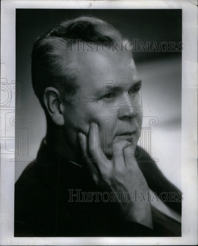 1960 Press Photo Valter Poole Detroit Symphony Maestro - RRU41851 - Historic Images