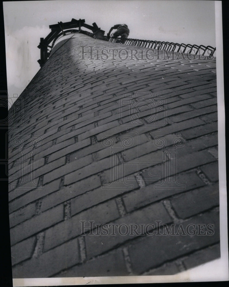 1962 Steeplejack/Incinerator/Construction - Historic Images