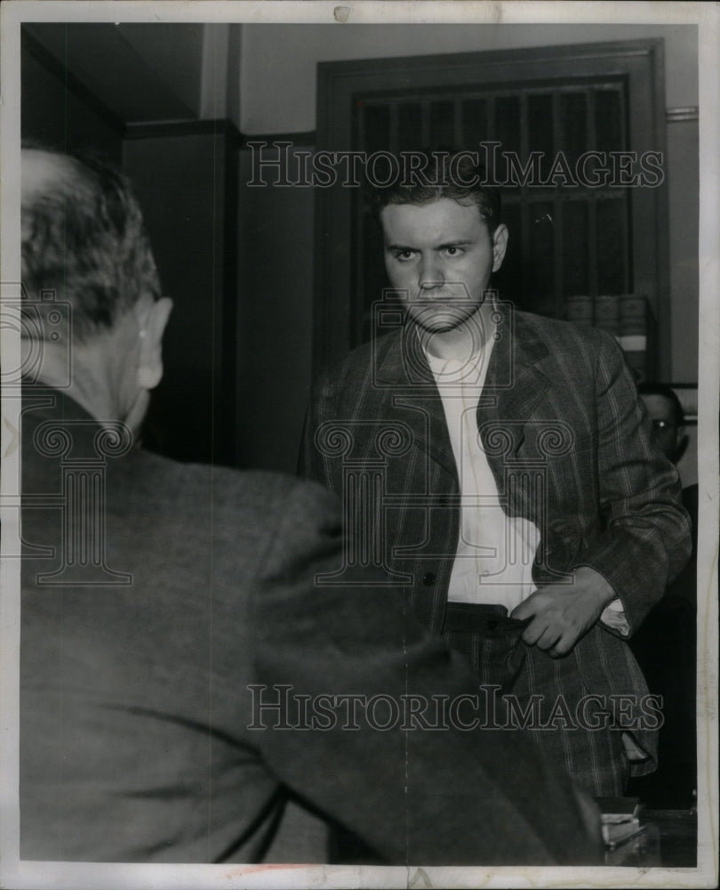 1942 Press Photo Dominick Piccone Arraigned Just Steven - Historic Images