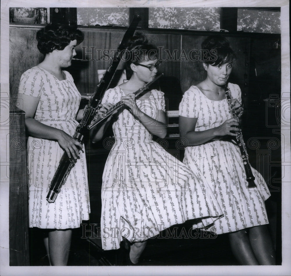 1963, Picken Trio Playing Instruments - RRU42851 - Historic Images