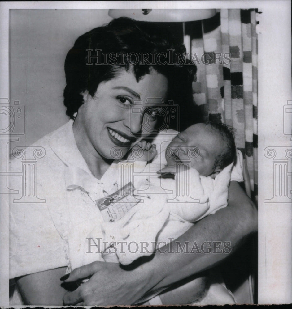 1960, Opera Singer Marguerite Piazza Baby - RRU43075 - Historic Images