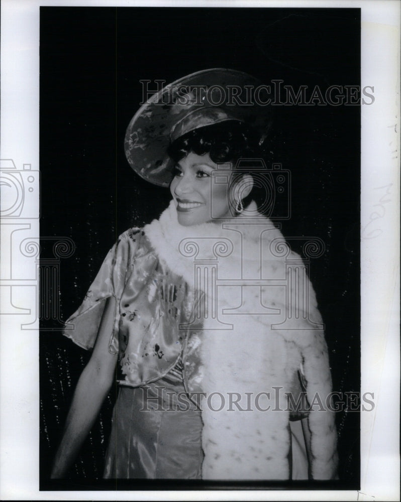 1988 Press Photo Aint Misbehavin Actress Dedra Williams - RRU43125 - Historic Images