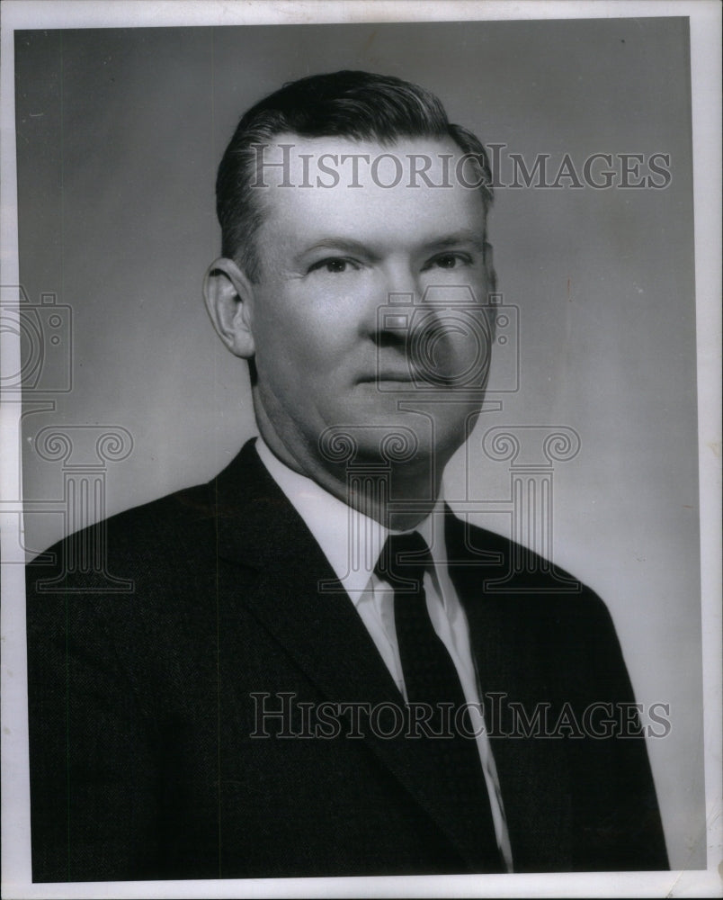 1963, David Williams National Bank Detroit - RRU43127 - Historic Images