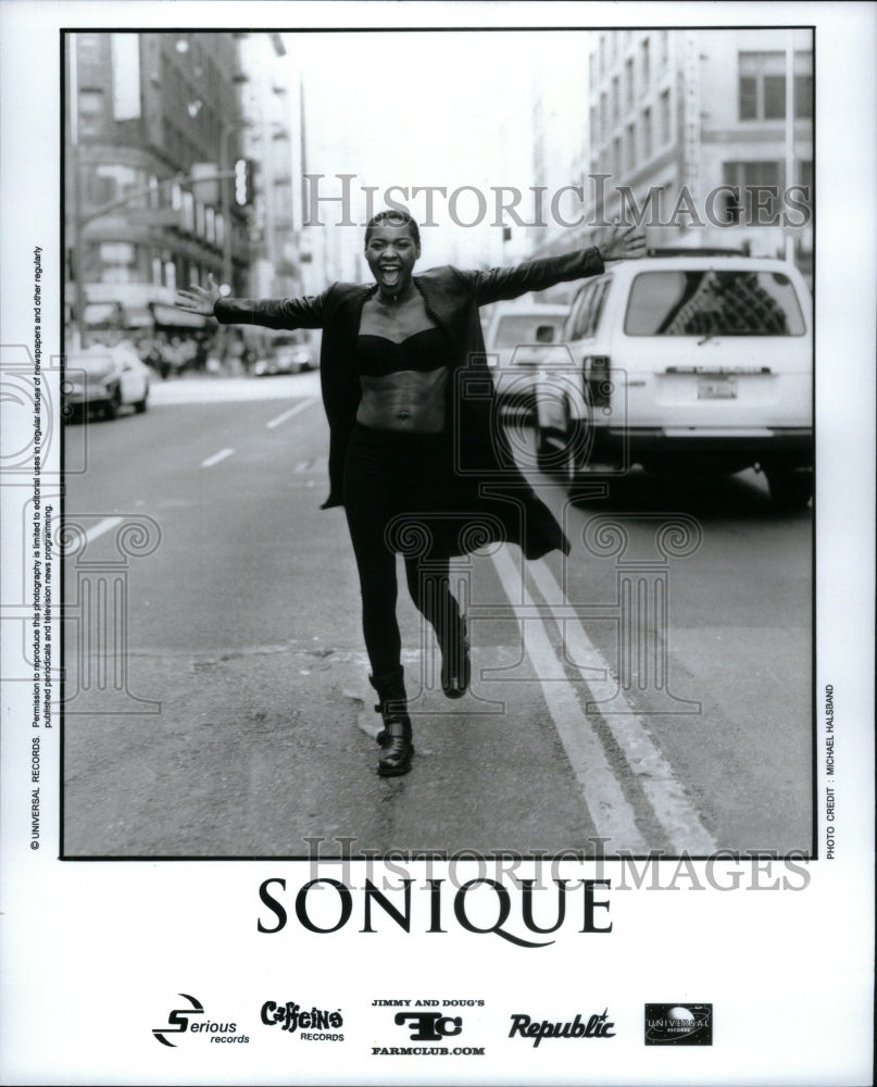 Press Photo Sonique Sonia Clarke British Singer &amp; DJ - RRU43399 - Historic Images