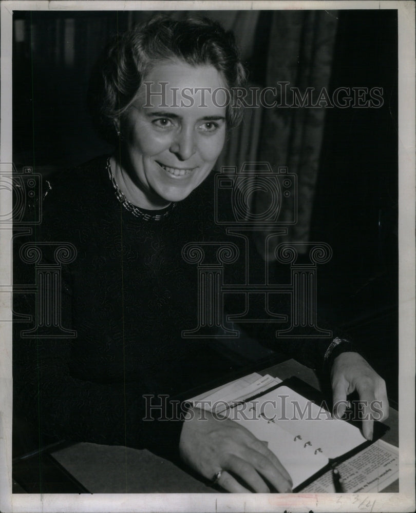 1942, Grace E, Williams YWCA - RRU43609 - Historic Images