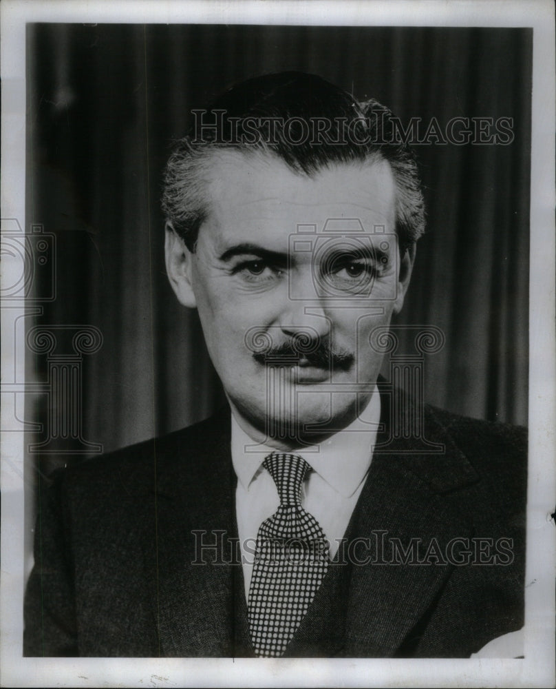 1950 Press Photo Actor Hugh Williams - RRU43645 - Historic Images