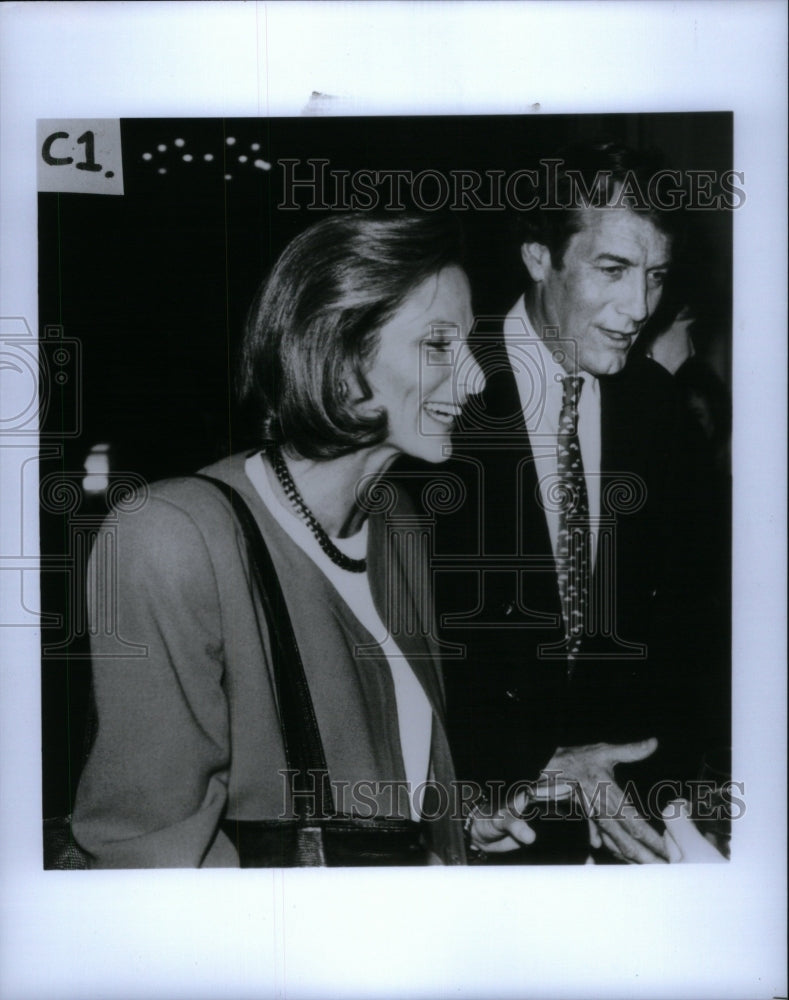 1993, TV host Amanda Borden and Charlie Rose - RRU43905 - Historic Images