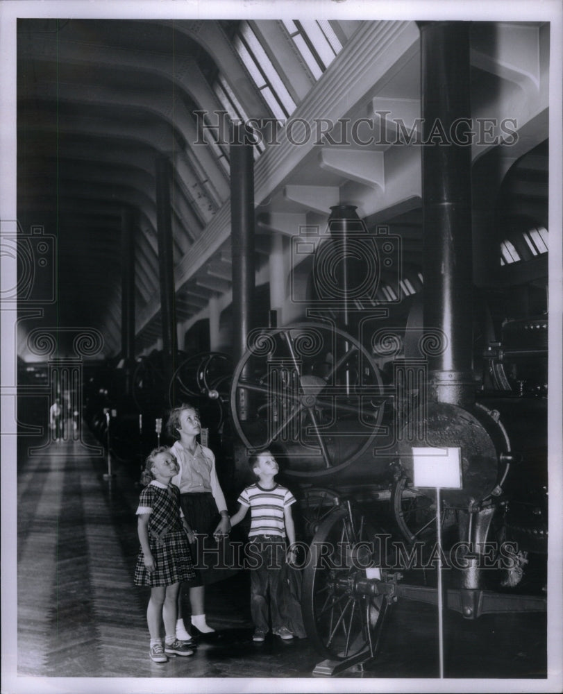 1959, Detroit News Day Three Children Camps - RRU44045 - Historic Images