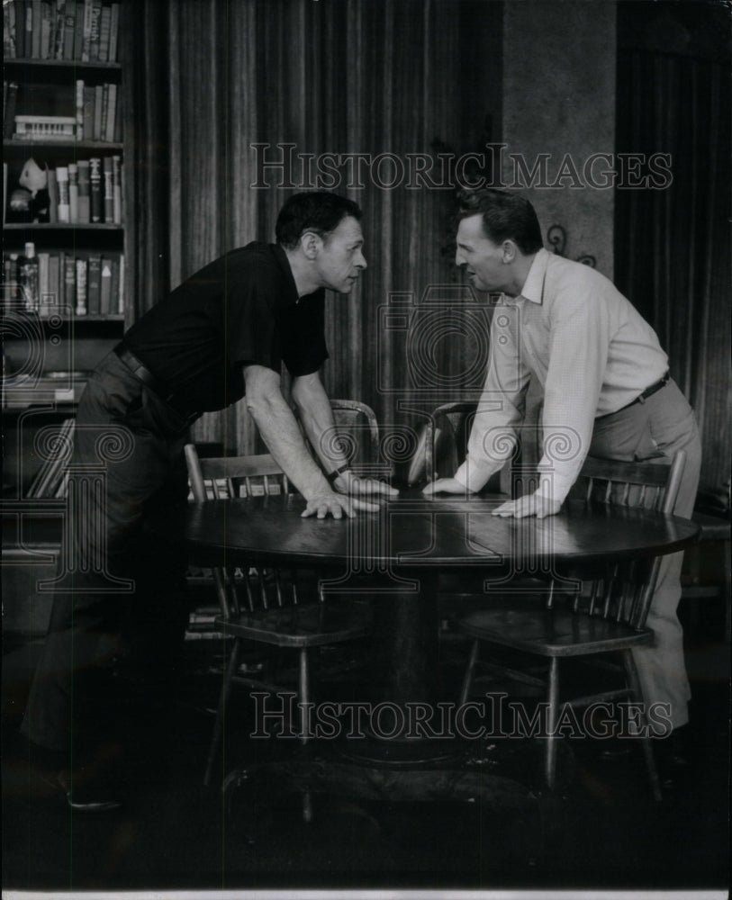 1967 Neil Simons Odd Couple Scene Comedy - Historic Images