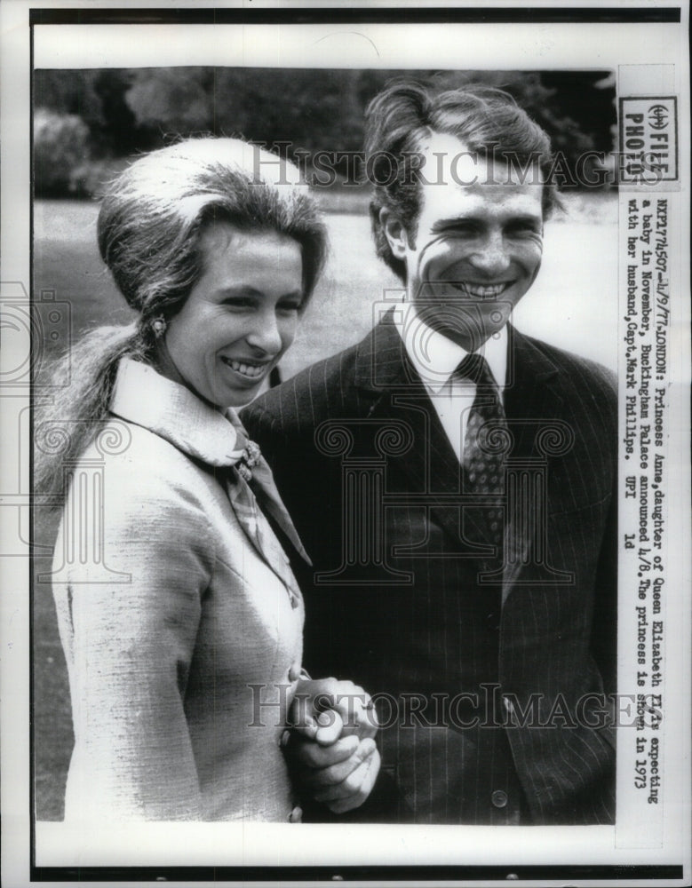 1977 Press Photo Princess Anne/Mark Phillips/Equestrian - Historic Images