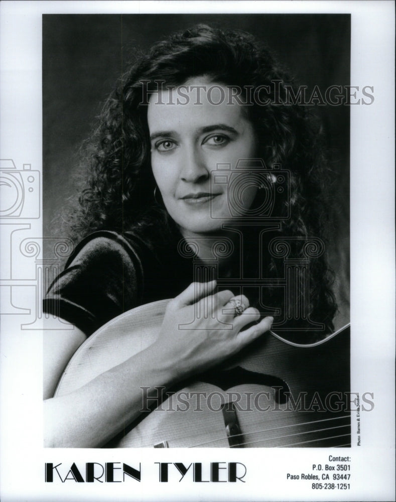 1999, Karen Tyler/Musician - RRU44639 - Historic Images