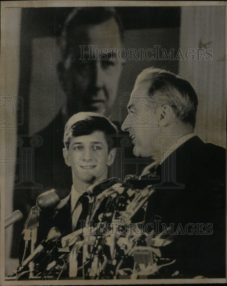 1969 Michael McCarthy Seantor Washington - Historic Images