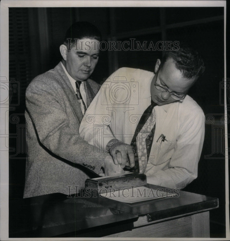 1951 Mervyn McCarthy Fingerprints Paper - Historic Images