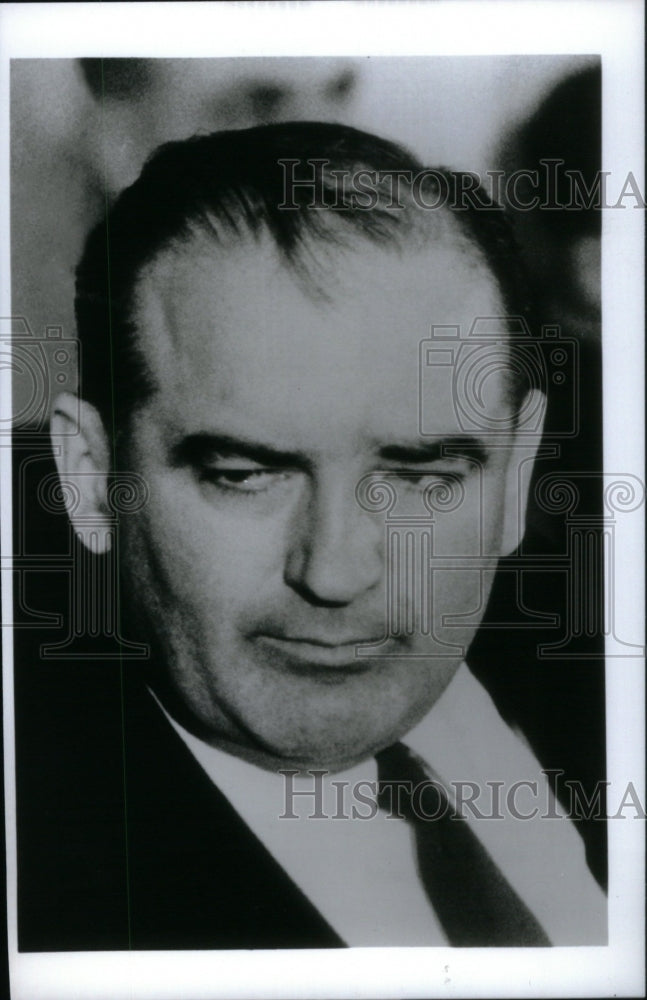 1994, SenJoe McCarthy American politician US - RRU47015 - Historic Images