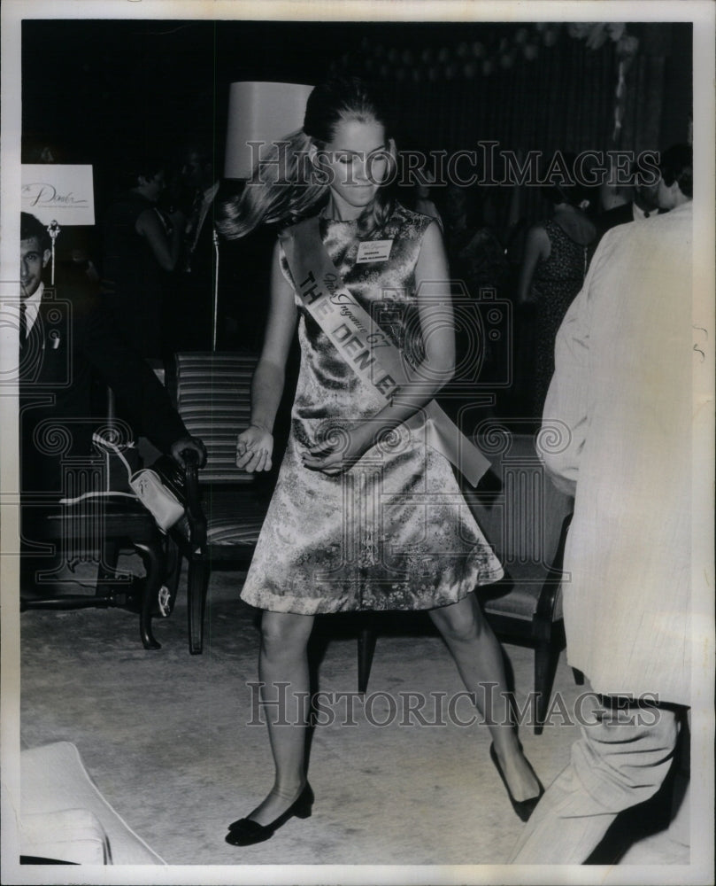 1967 Press Photo Carol McClanahan Preofessional Model - RRU47039 - Historic Images