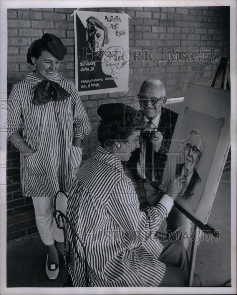 1969 Press Photo Mrs Marion McClanahan artist Floyd - Historic Images