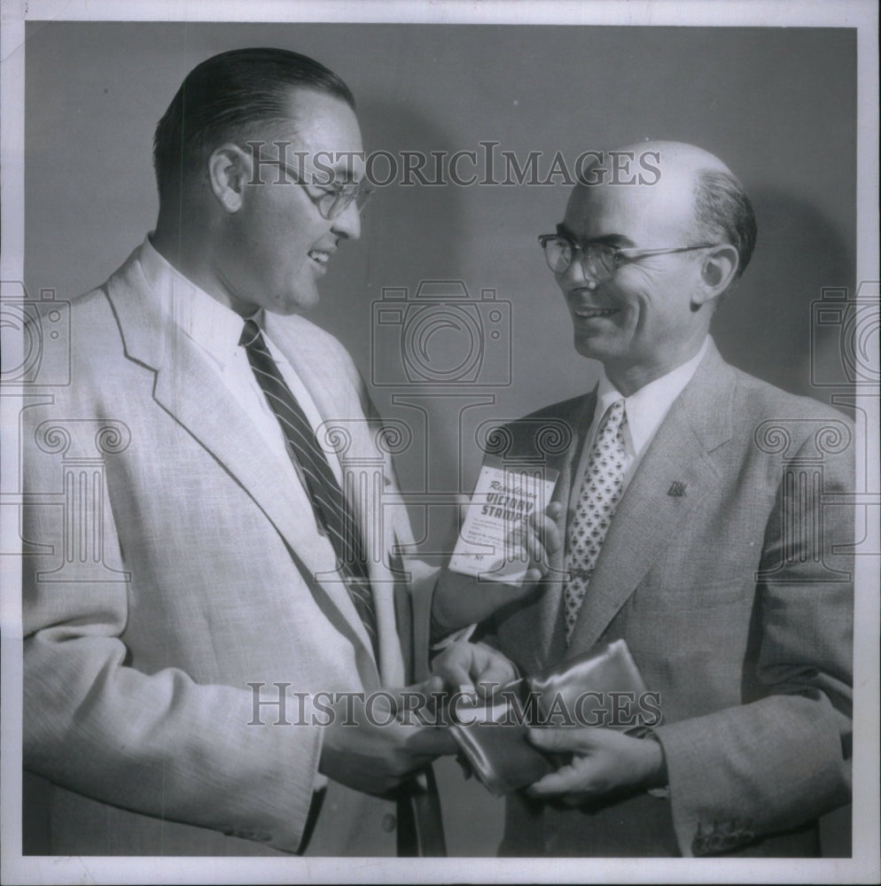 1956, Robert McCollum James Politicians - RRU47057 - Historic Images