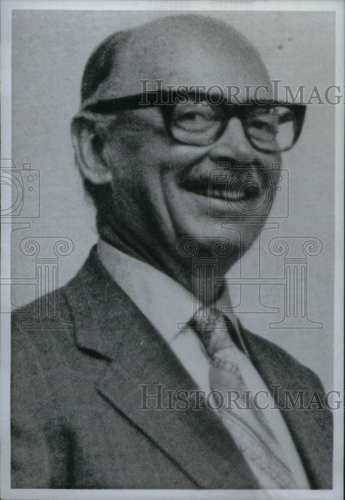 1977 Press Photo Robert McCollum President Chief Wheat - RRU47093 - Historic Images