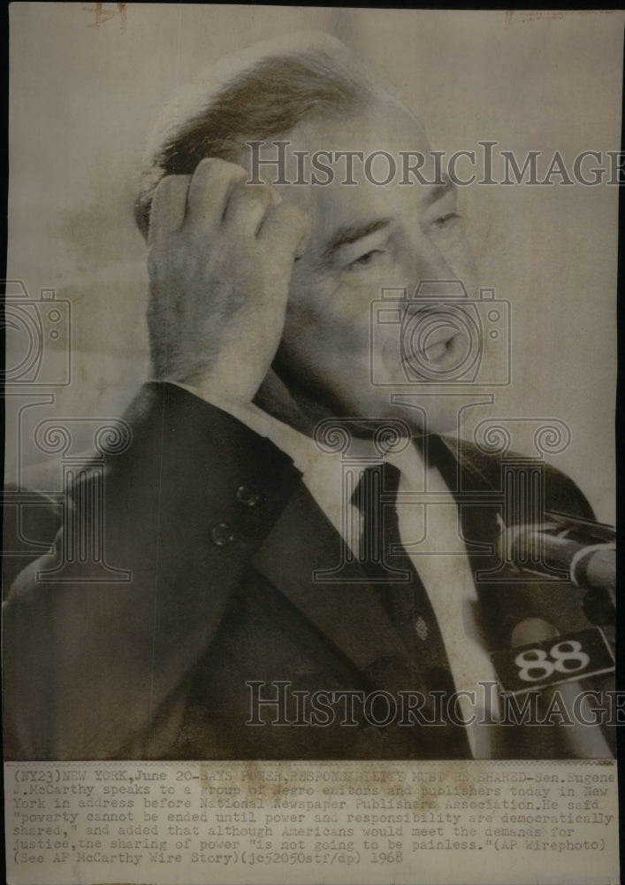 1968 Press Photo Sen Eugene McCarthy Negro editors NY - RRU47185 - Historic Images