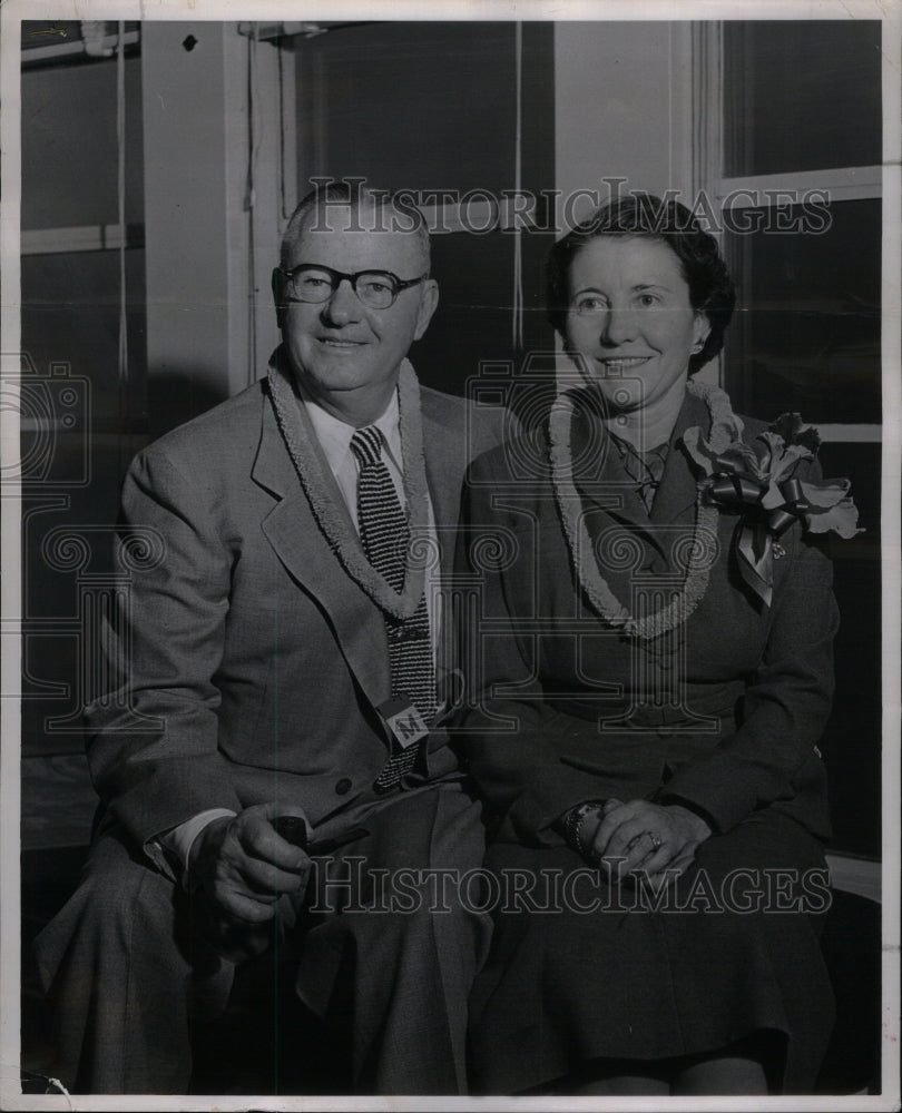 1953 Press Photo Mr. Mrs. George F. McCarthy Denver - Historic Images