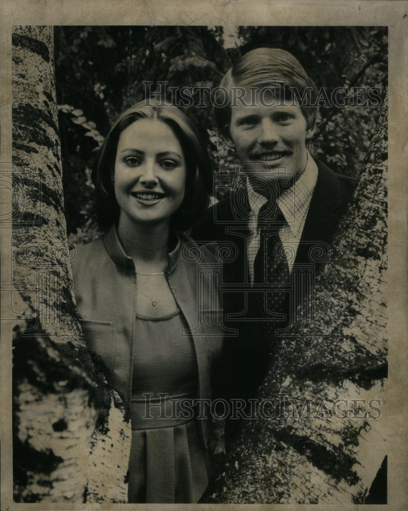 1977 Press Photo Brian Gilmour McConaty &amp; Patricia - RRU47581 - Historic Images