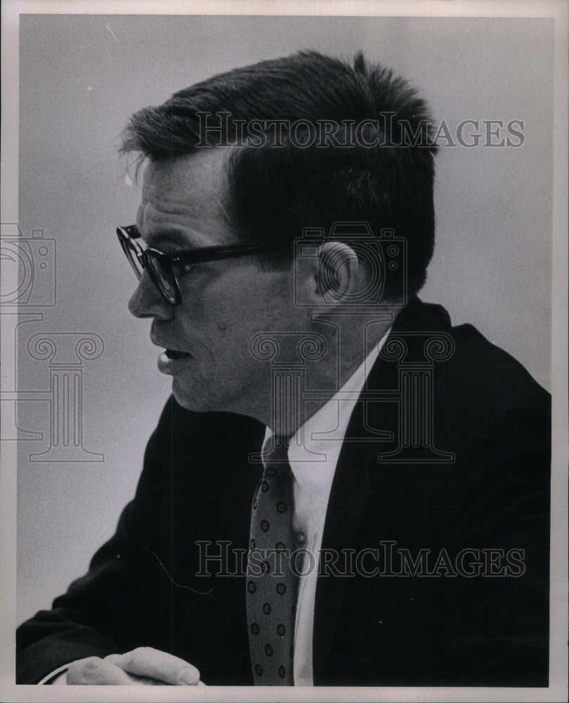 1967 Press Photo HUGH J. MCCLEARN, SAFETY MANAGER - Historic Images