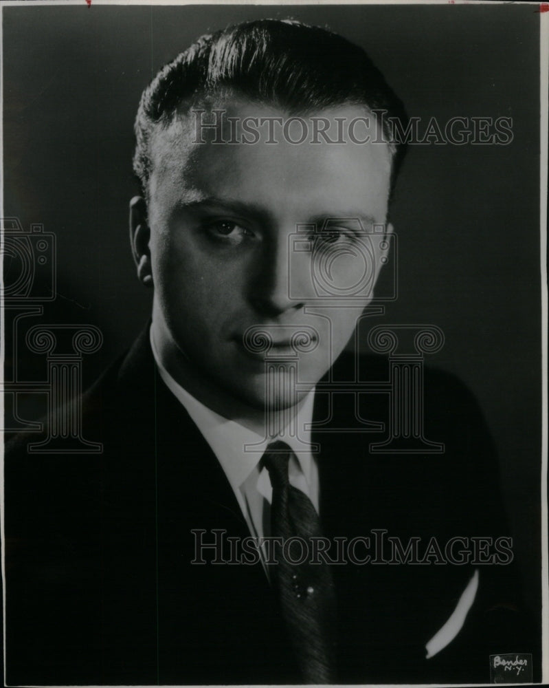 1963 Press Photo John Fiorito Opera Singer New York - RRU48329 - Historic Images