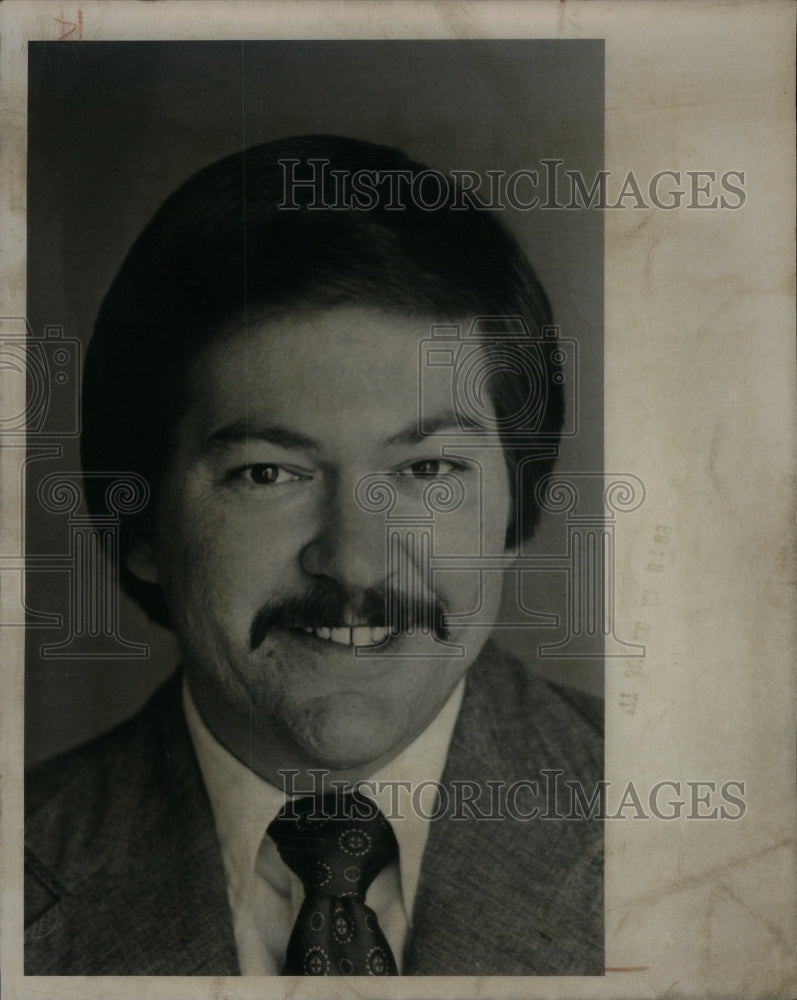 1977 Press Photo Ronald Cruickshank - RRU48355 - Historic Images